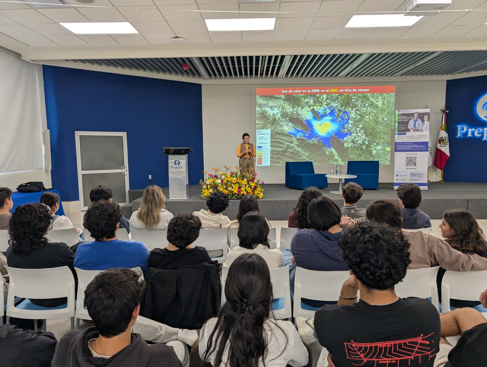 Conferencia: por la tierra, atrapando carbono, encendiendo el futuro